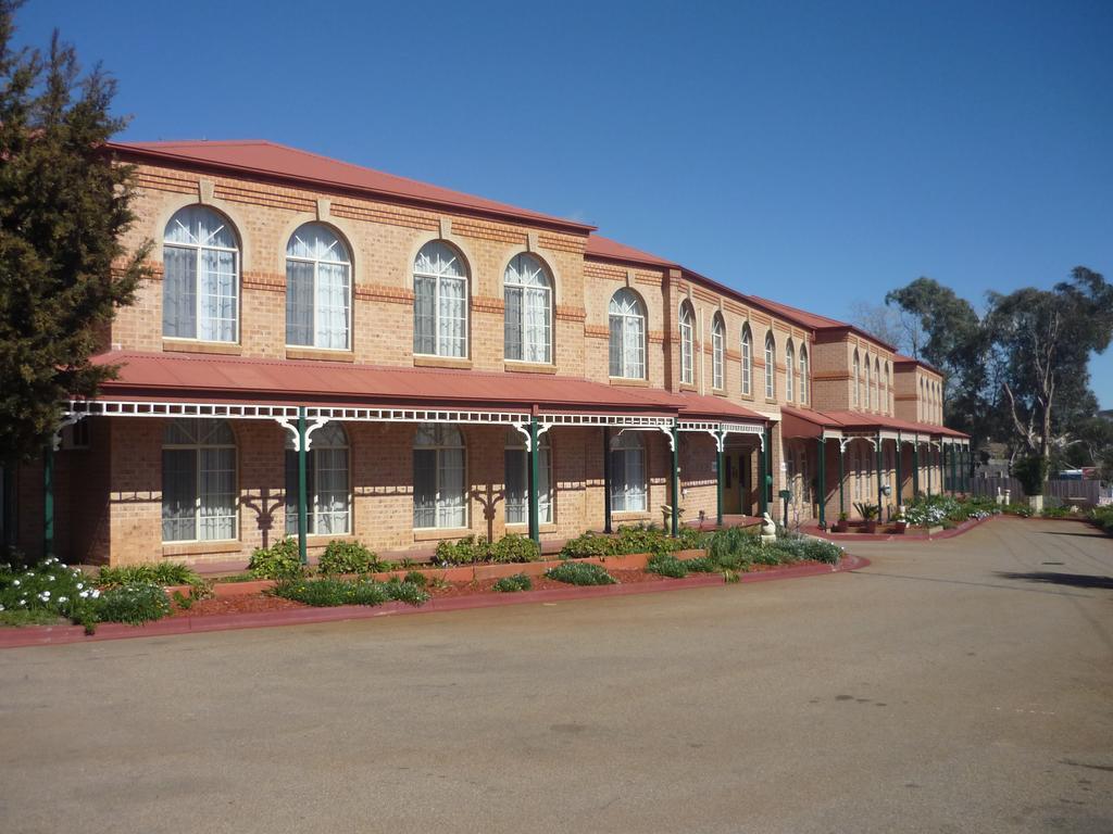 Heritage Motor Inn Goulburn Motel