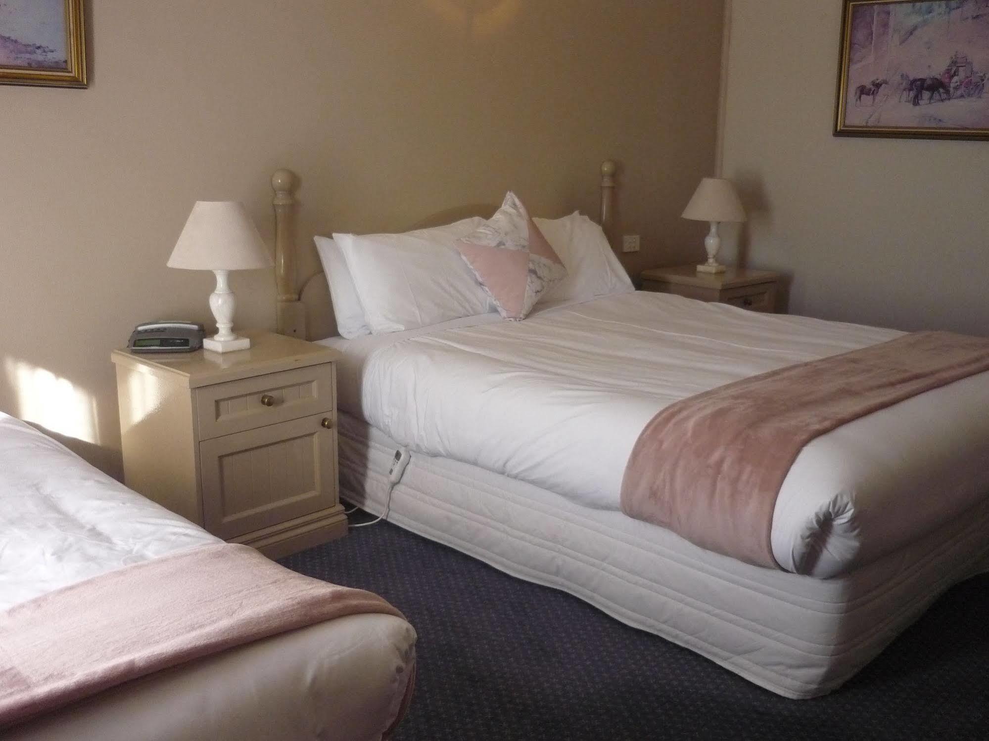 Motel Heritage Motor Inn Goulburn 4*