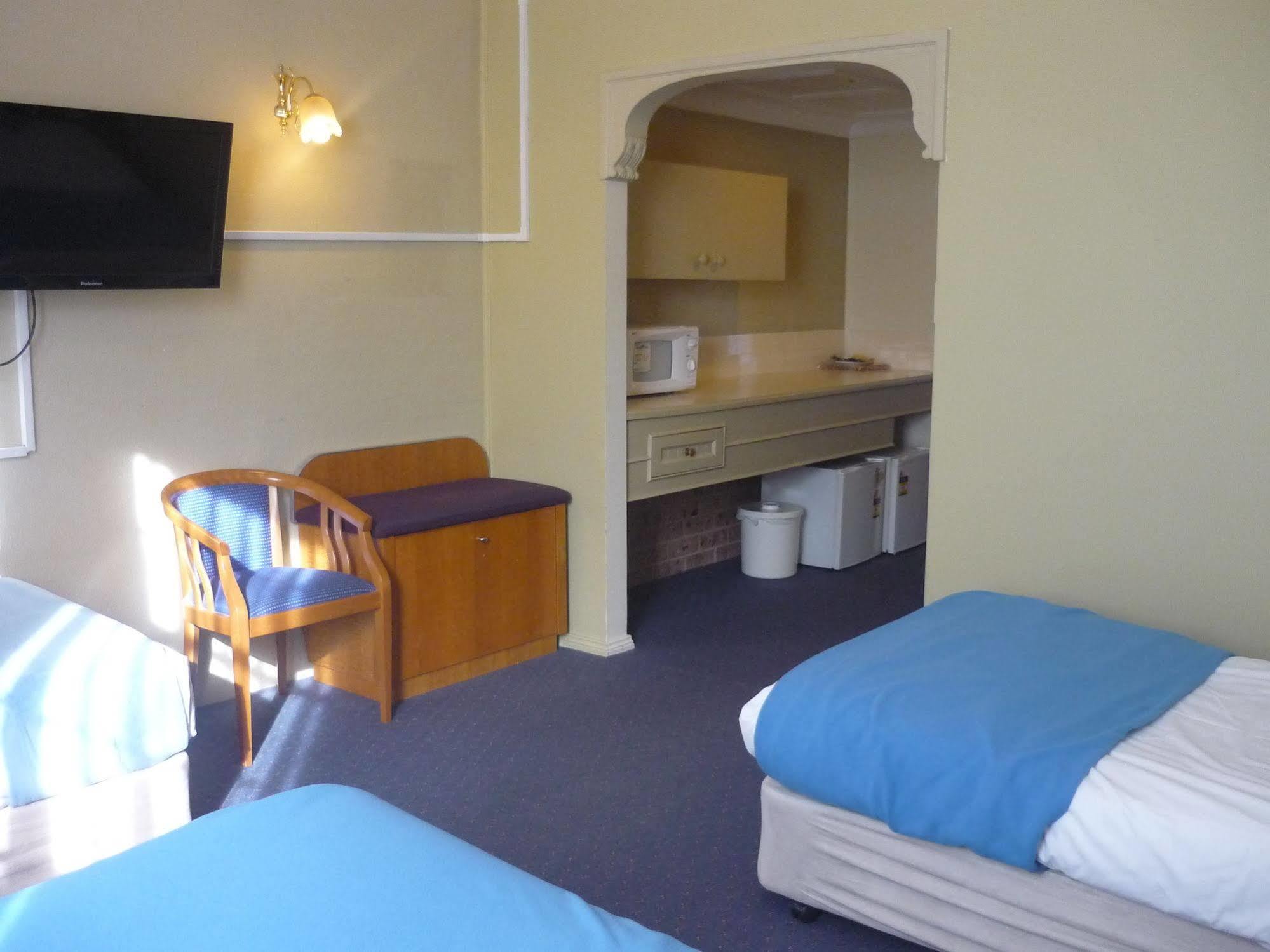 Motel Heritage Motor Inn Goulburn Goulburn