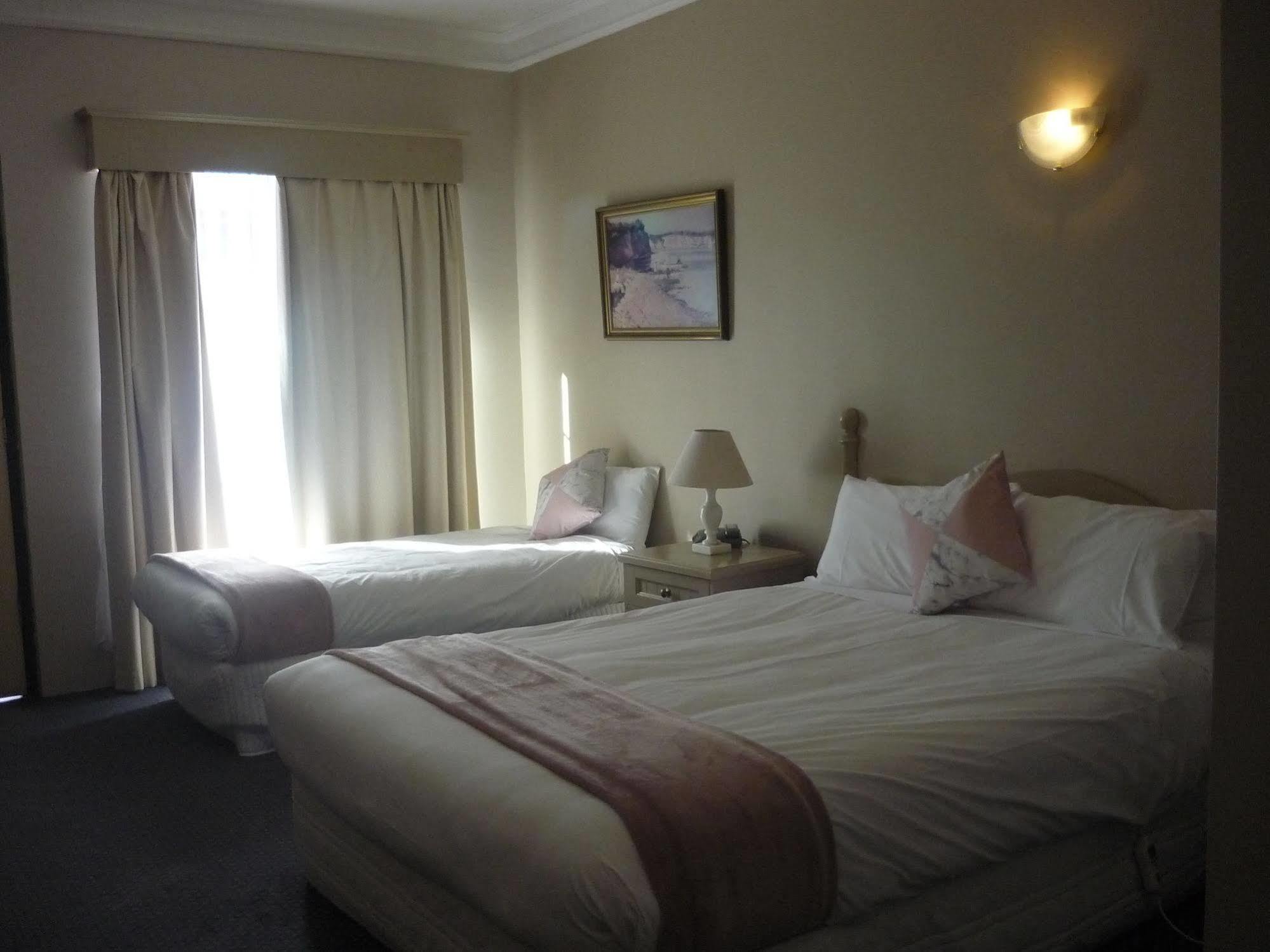 Heritage Motor Inn Goulburn 4*